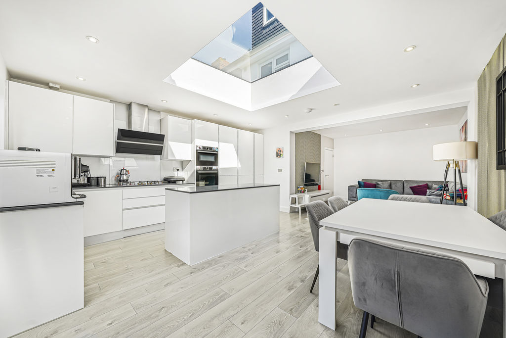 Photo 13- click for photo gallery